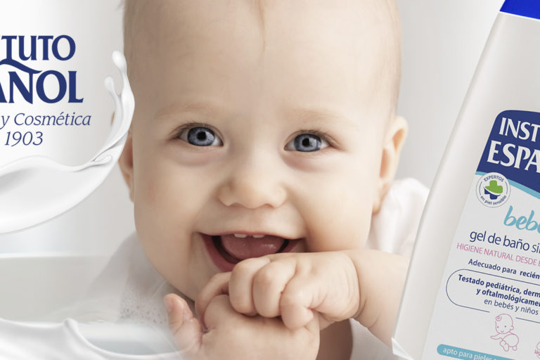 Cómo bañar a tu bebé